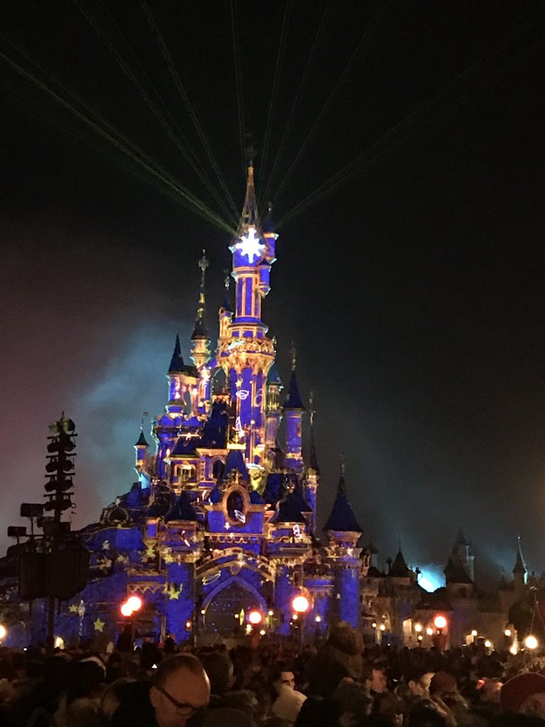 castello Disneyland paris illuminato