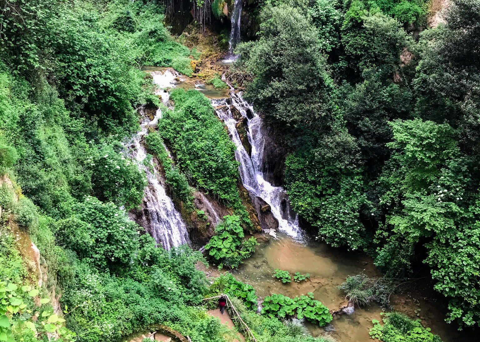 cascata parco villa gregoriana a tivoli visita da Roma